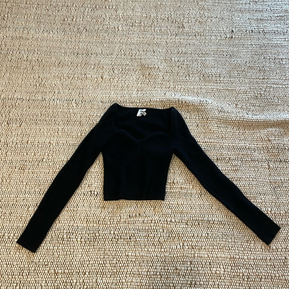 Black tight fit sweater